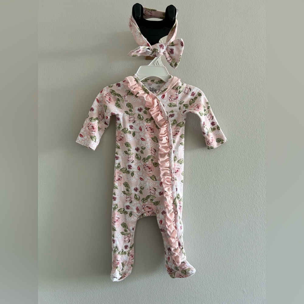 Baby Essentials | 6 months old floral onesie with headband